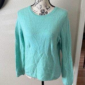 100% Cashmere Mint Green Women's Sweater